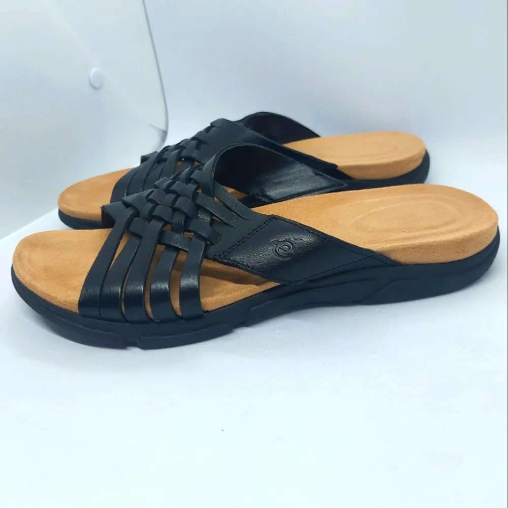 Easy Spirit Semeadow Slip On Sandals Size 8.5M Black Leather Open Toe Shoe
